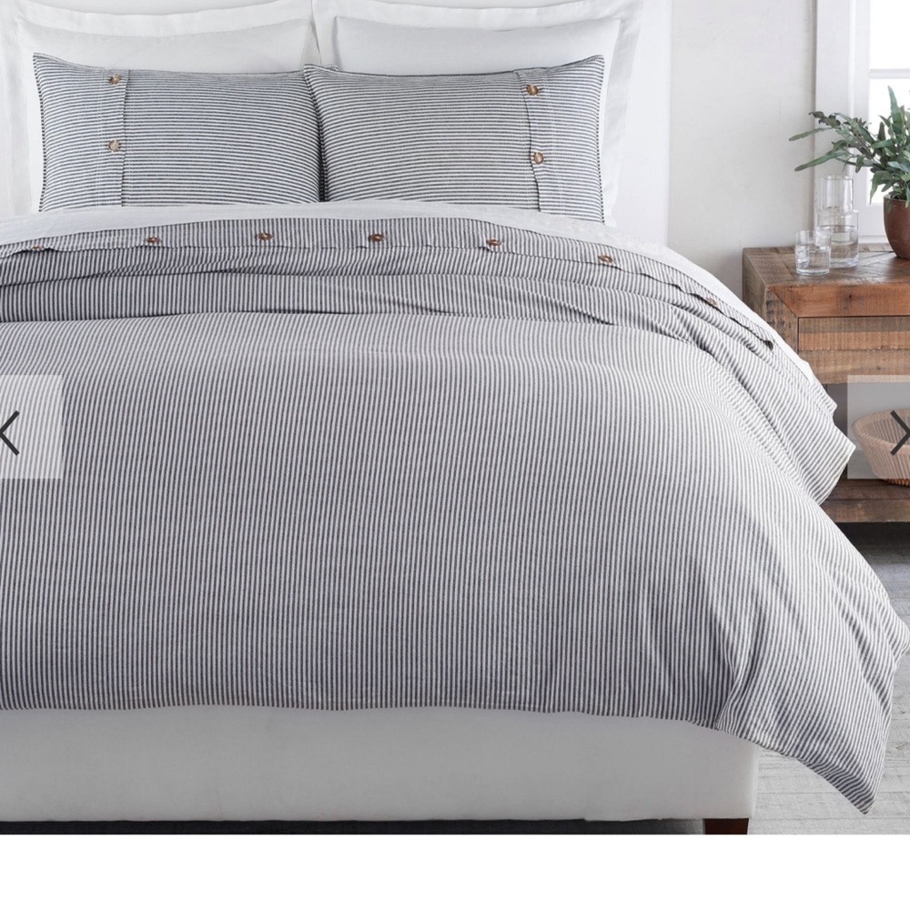Pottery Barn Queen Duvet Cover